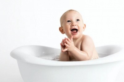 10 Bathing Safety Tips For Babies