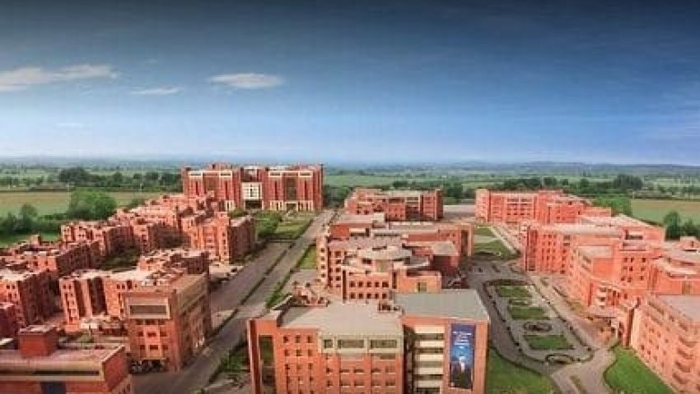 AMITY University Noida Fee Structure | Amity University Noida Fee