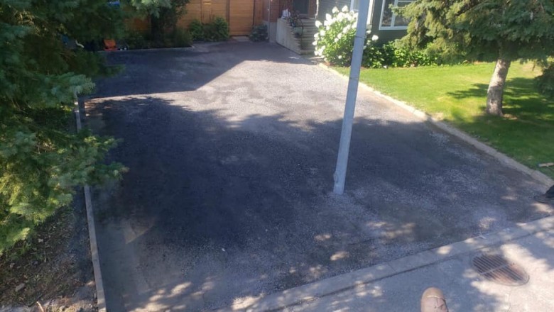 Installing Asphalt Paving