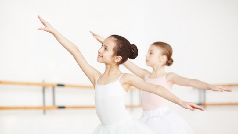 We Provide Professional Dance Classes In Dwarka