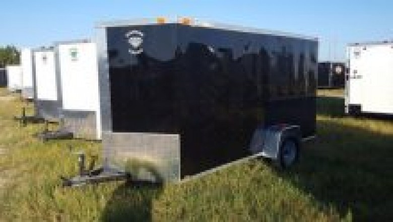 8.5 X 24 Enclosed Trailer