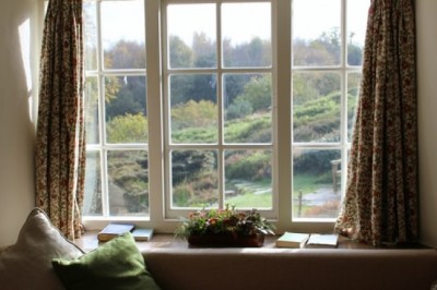 Advantages of Emergency Glass Replacement Services