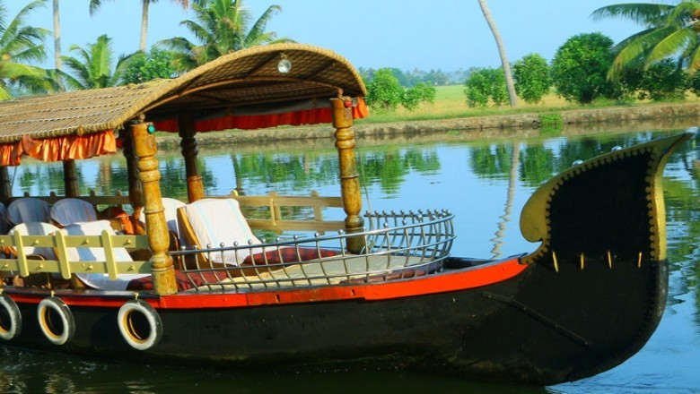 Sunrise Shikara Ride & Canoe