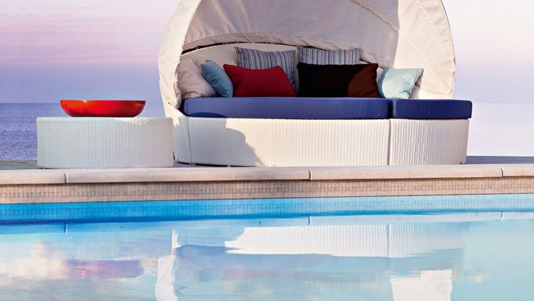 Outdoor Garden Furniture in Delhi