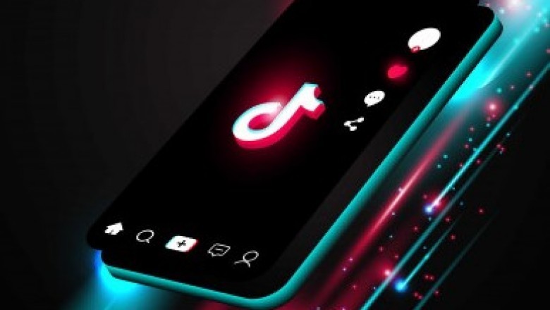 How does the TikTok Clone app work, and why do people love the idea of short videos?