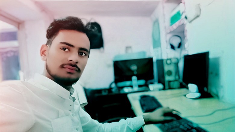 Office Worker - Sabir Khan Seo Expert