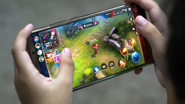 Mobile Games - A Game in your Palm