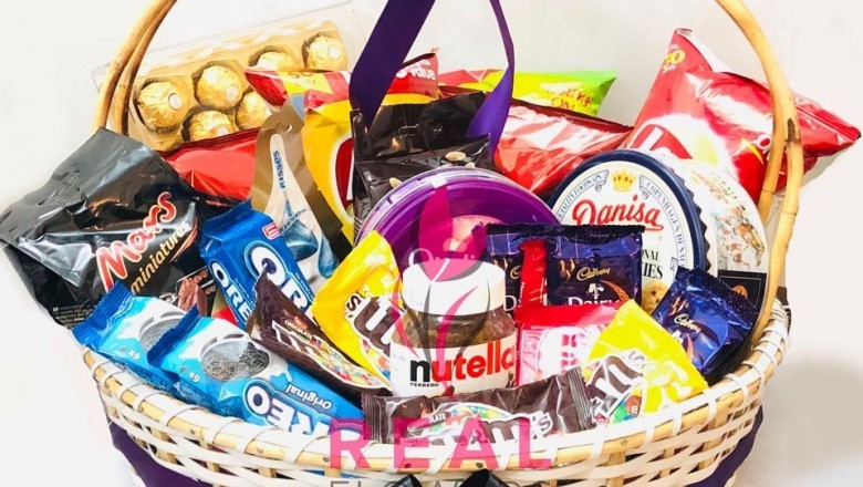 CHOCOLATE BASKETS - REAL FLOWER