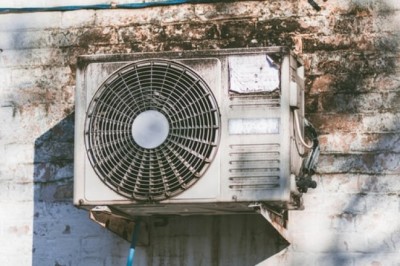 Why Does Your Company Need to Find a Reliable Air Conditioning Service?