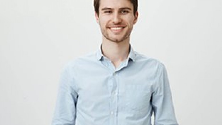 Seeking help from a professional economics tutor