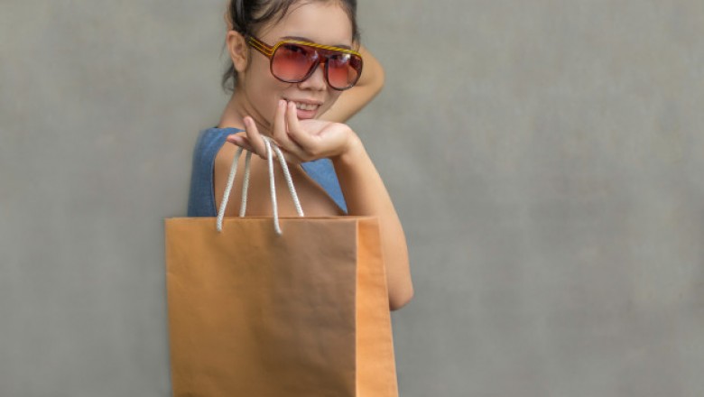 Brown Bags Boxes The Best Alternative to Plastic Bags