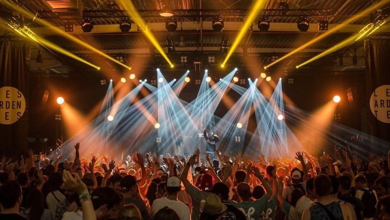 Things That Are A MUST in a Music Festival