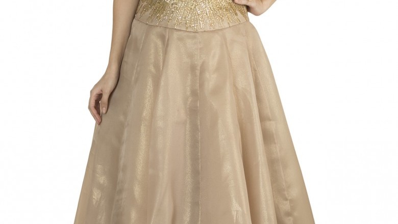 Online Shopping in India: Crop Top And Skirt, Crop Top Skit Lehenga And Other Designer Outfits