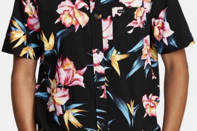 Dicas de como usar camisa floral masculina