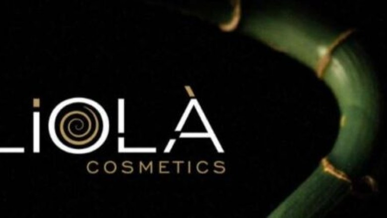 Look Spectacular With Luxury Cosmetics