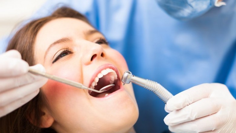 What are common dental emergencies?