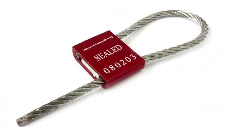 Security Bags: Why A Tamper Evident Seal Is So Important