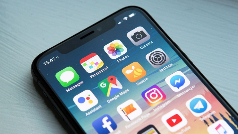 Apple vs Facebook vs Google Personal Information War