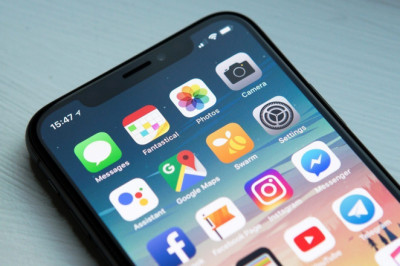 Apple vs Facebook vs Google Personal Information War