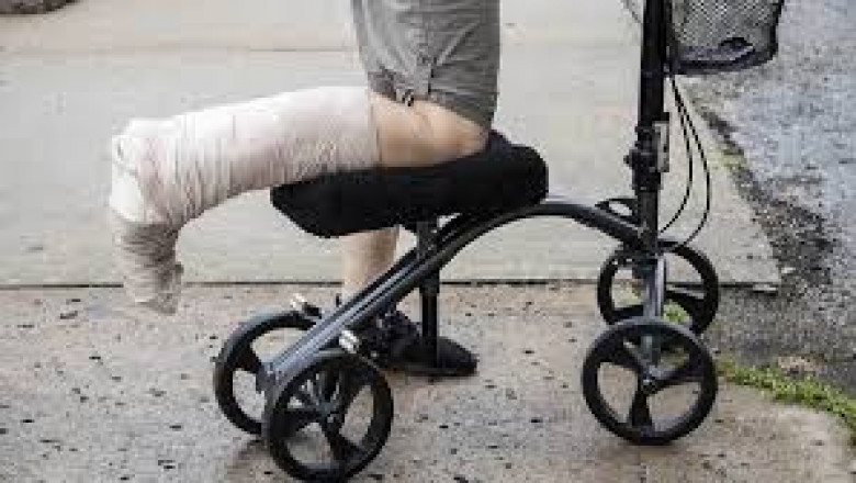 Knee Roller Crutches