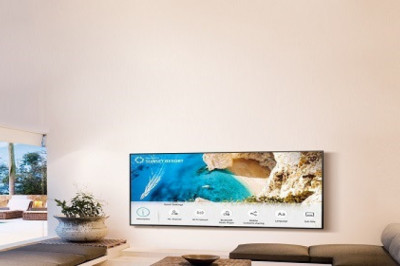 Technology Integration in Smart Hospitality. Positive or Negative?