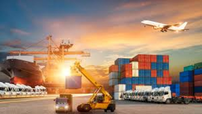 There are two crucial aspects of managing your e-commerce business.