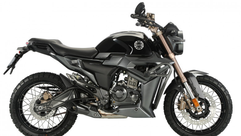 Motorcycle tyre change southend