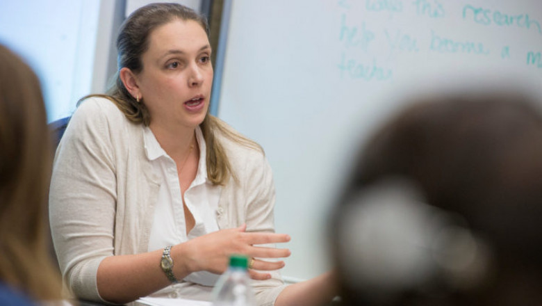 What Degree Do I Need to Become a Reading Specialist?