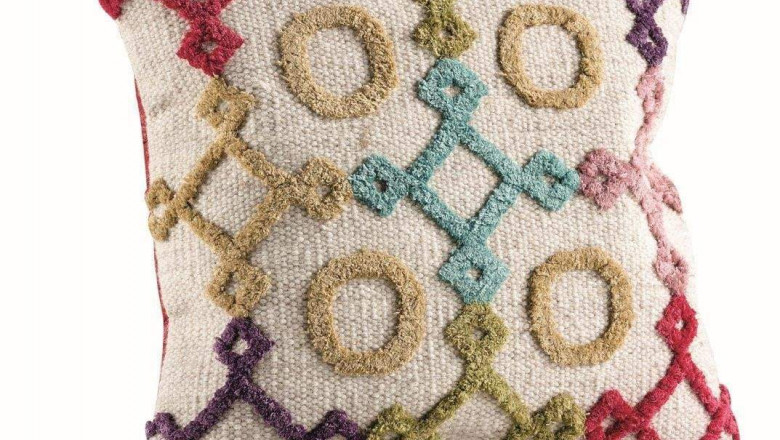 Decorative Hand-Woven Small Box White/Multi Cushion