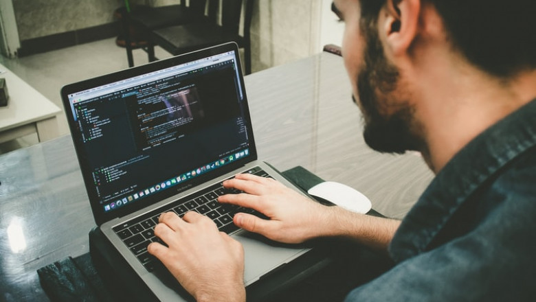 Top 5 Best Laptop for Programming in the Market - 2021