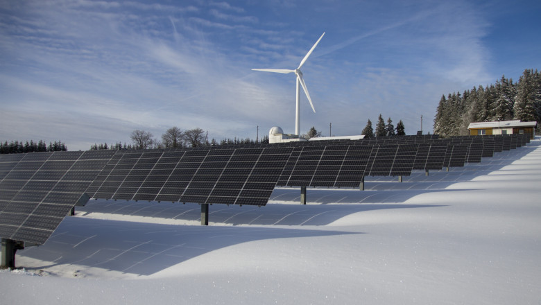Capacity building and training program for rooftop solar energy resource