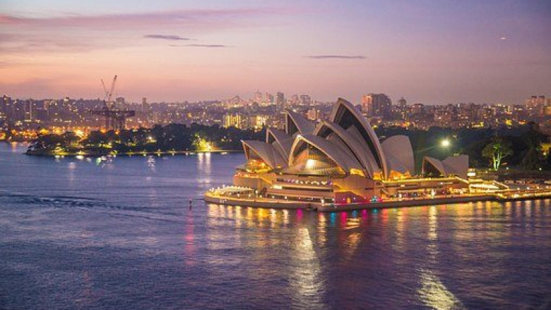 10 Amazing Places To See In Australia