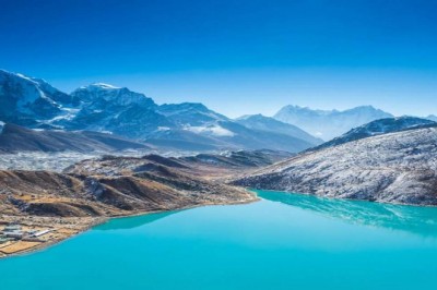 EBC Kala Patthar Trek and EBC Trek via Gokyo Lake routes - Himalayan Frozen Adventure