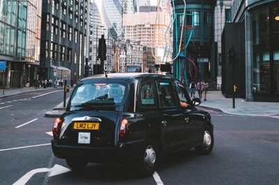 LONDON MUST SEE THE ROYAL PALACES