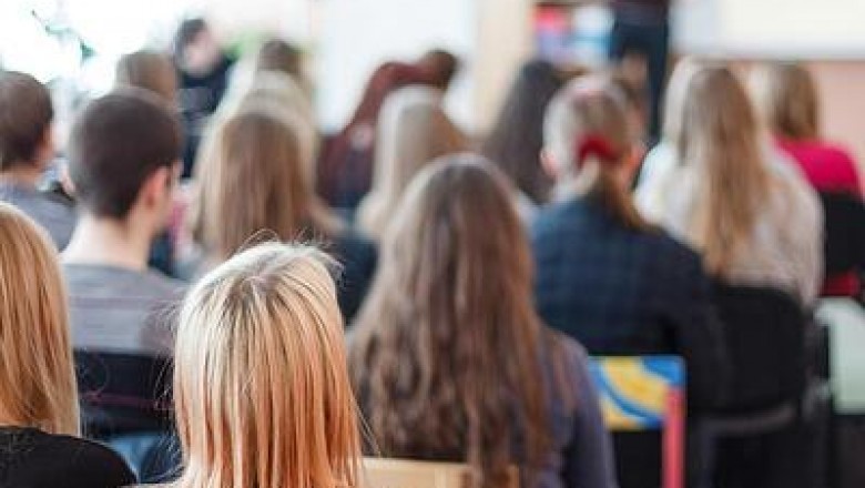 Microlearning vs Traditional Learning