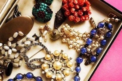 The rise of disposable incomes and the ever-changing aspects of the fashion industry, the U.S. costume jewellery market is experiencing increased opportunities