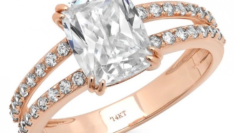 Yellow Gold Solitaire Ring: Clara Pucci