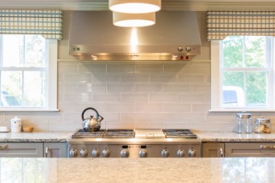 How to Install Under Cabinet Range Hood Yourself? - Kitchen Air Flow