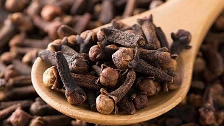 Clove eliminates the problem of acidity