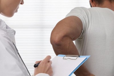 Back pain - Symptoms and causes