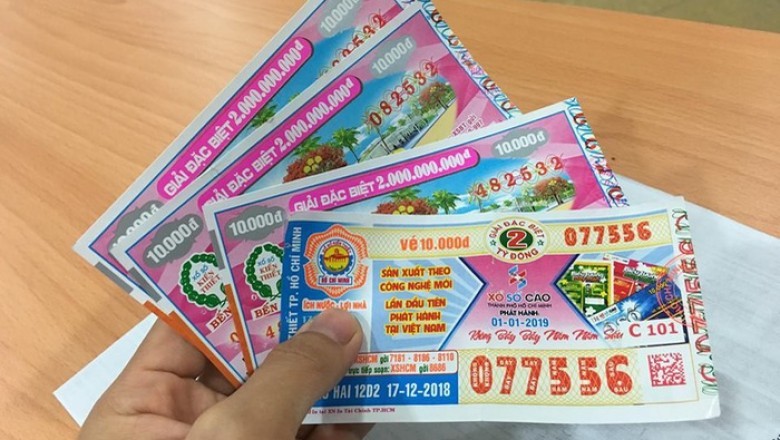 Cuoc doi nguoi dan ong tung cung luc trung 2 to xo so mien Nam chu nhat tuan roi