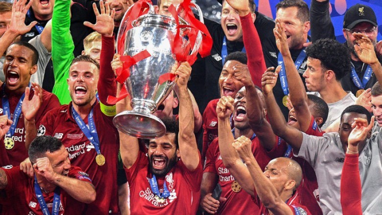 Watch football online. Advantages of watching football online.