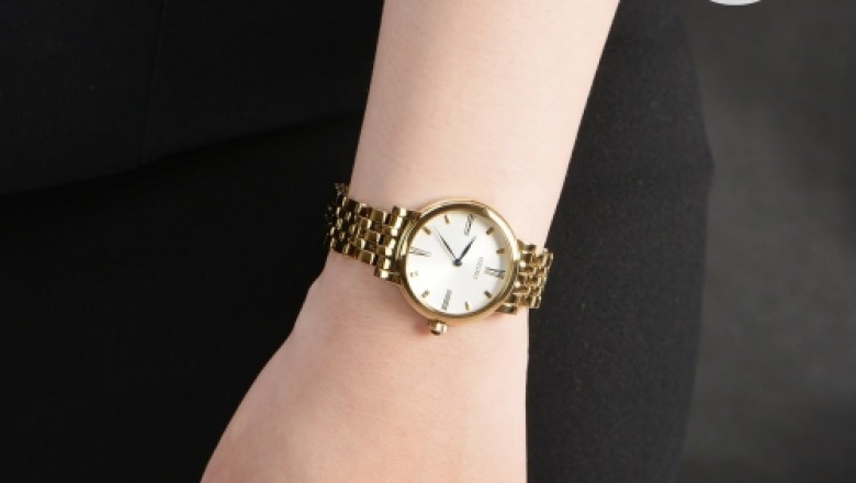 Dong ho nu SFQ814P1 - mon qua sang trong den tu Seiko