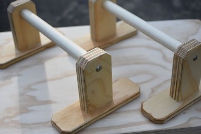 DIY parallettes - Essential Push-Up Workouts