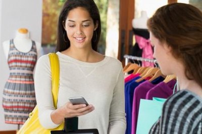 Buy Wholesale Clothing – Guide For Retailers To Flourish Fast While Selling Ladies Clothing!