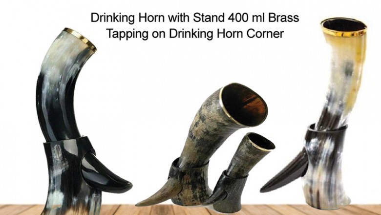 Drinking Horn with Stand