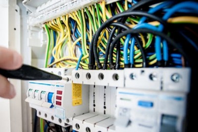 How to Increase Business Efficiency with Structured Cabling Dubai?