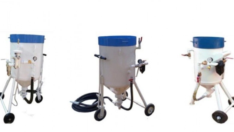 Sand Blasting Machine