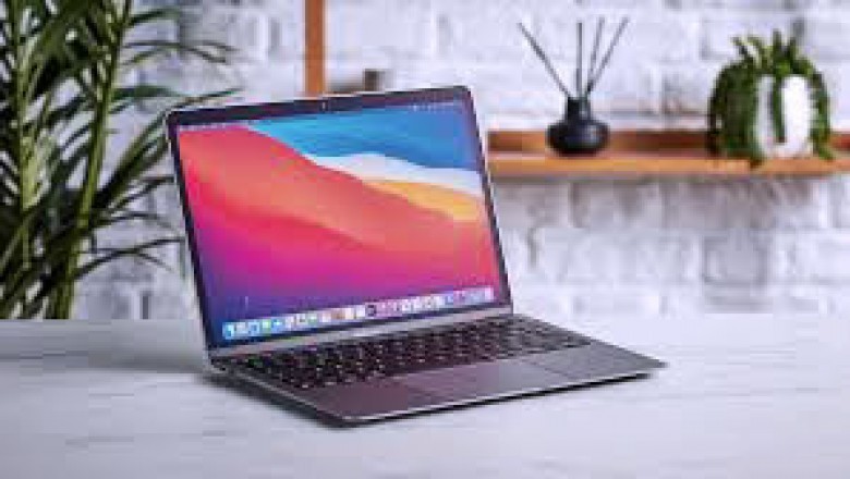 Apple MacBook Repair in Delhi