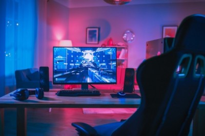 Explore the world of blockchain space with NFT Gaming to go viral and prosper